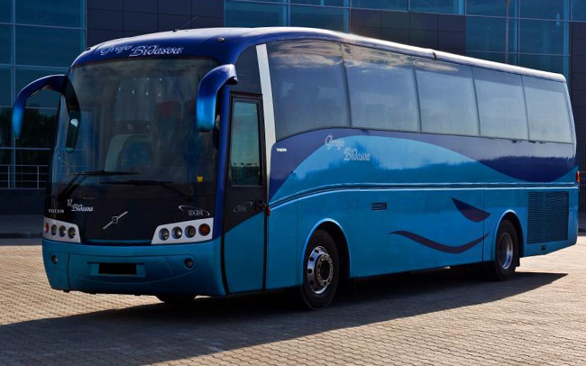 Аренда Автобус Volvo B12 на свадьбу Харків