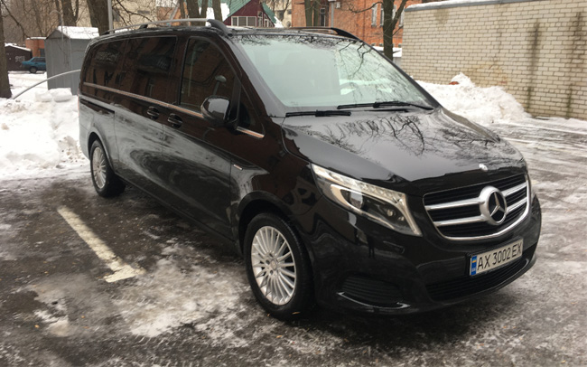 Аренда Mercedes V-Class Extralong на свадьбу Харків